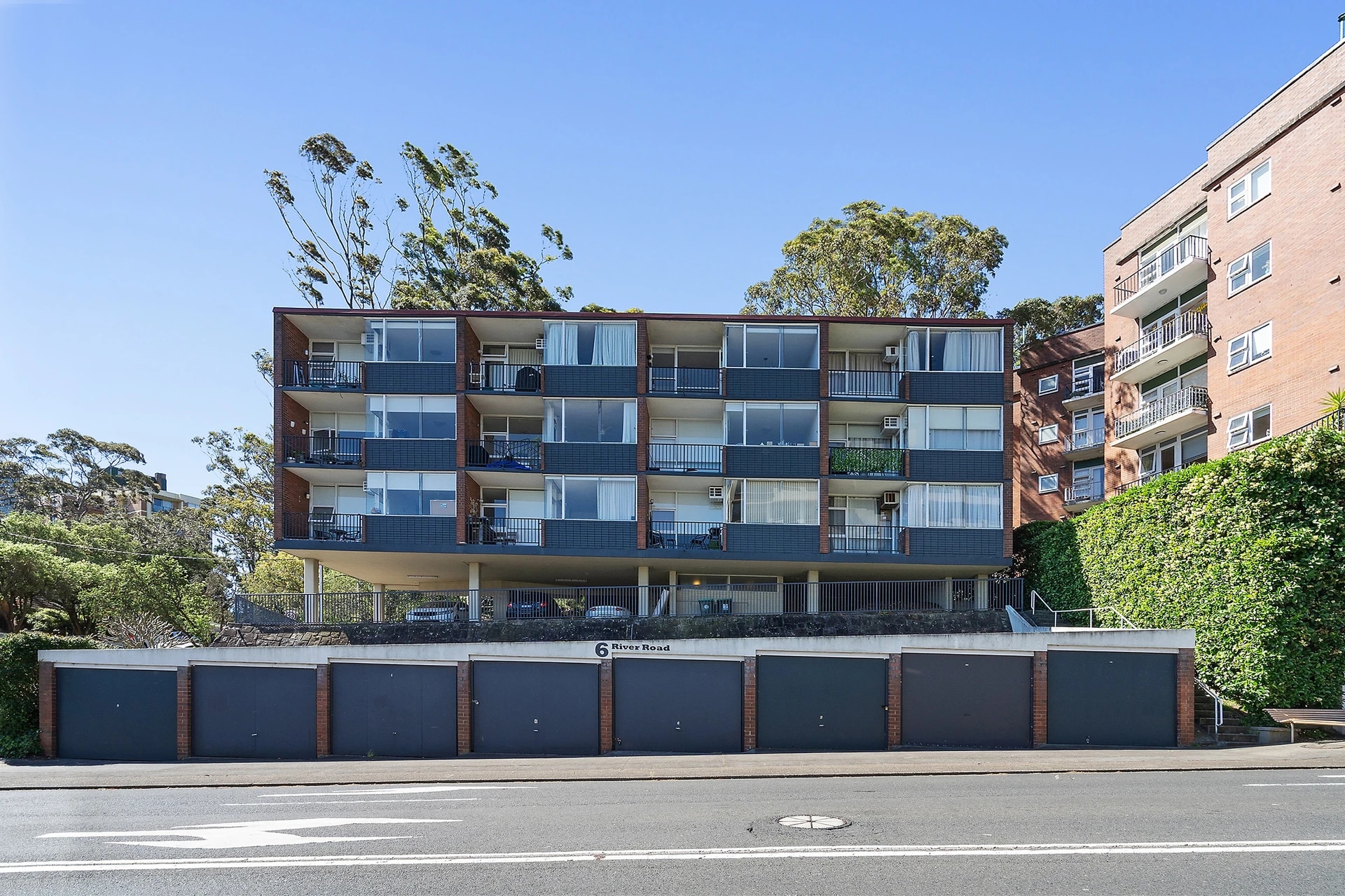 6 River Rd, WOLLSTONECRAFT for sale Primary Photo- Image 1 of 7