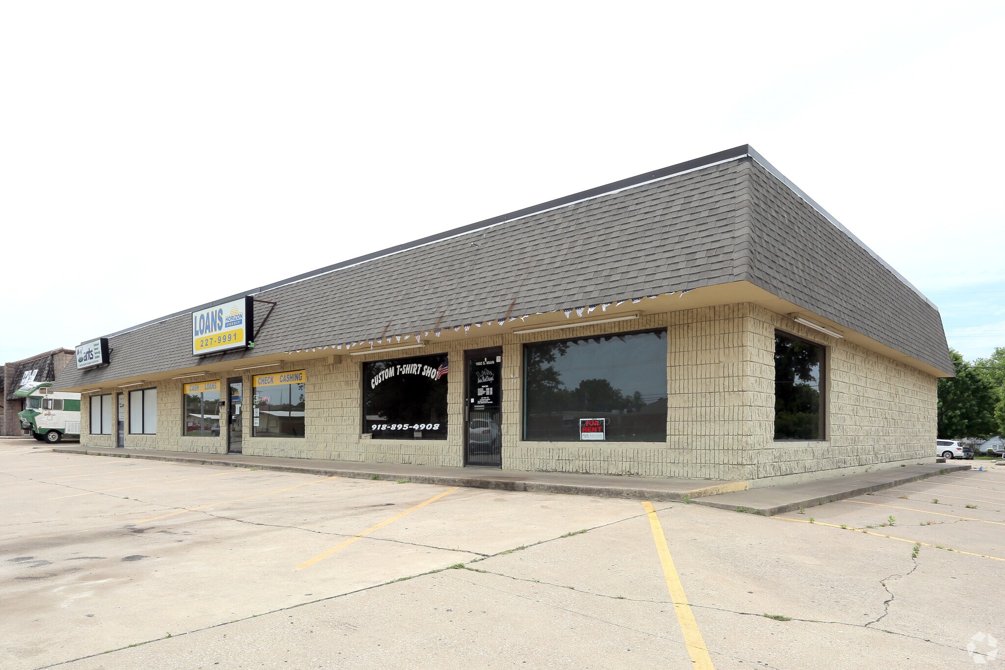 1600-1606 S Main St, Sapulpa, OK for sale Primary Photo- Image 1 of 1