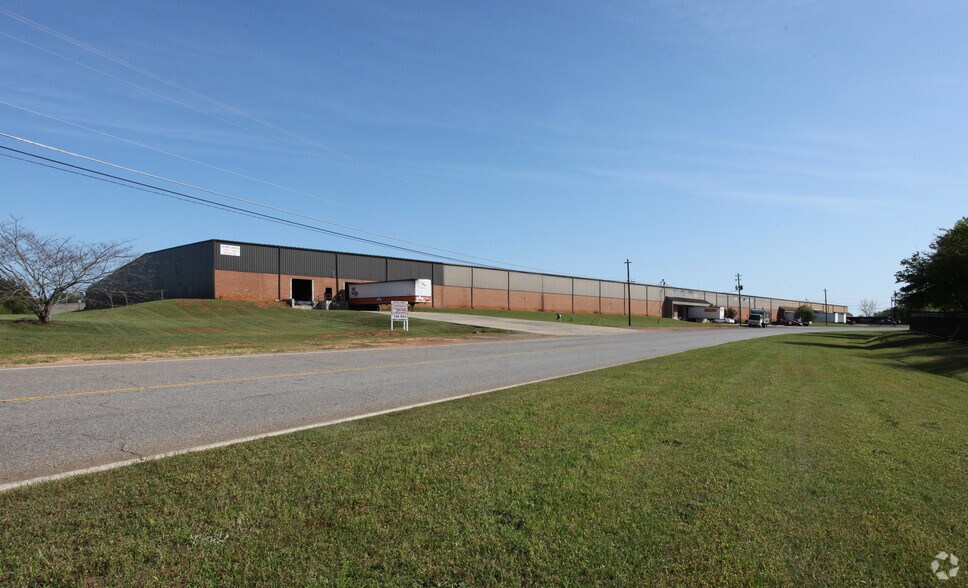 2501 Weaver Rd, Macon, GA for sale - Primary Photo - Image 1 of 1