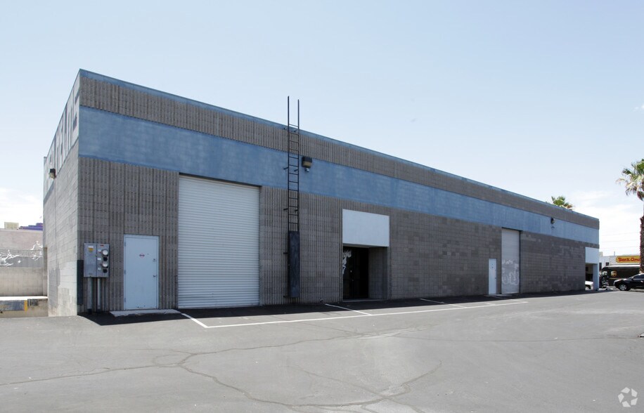 3450 Polaris Ave, Las Vegas, NV for sale - Building Photo - Image 2 of 4