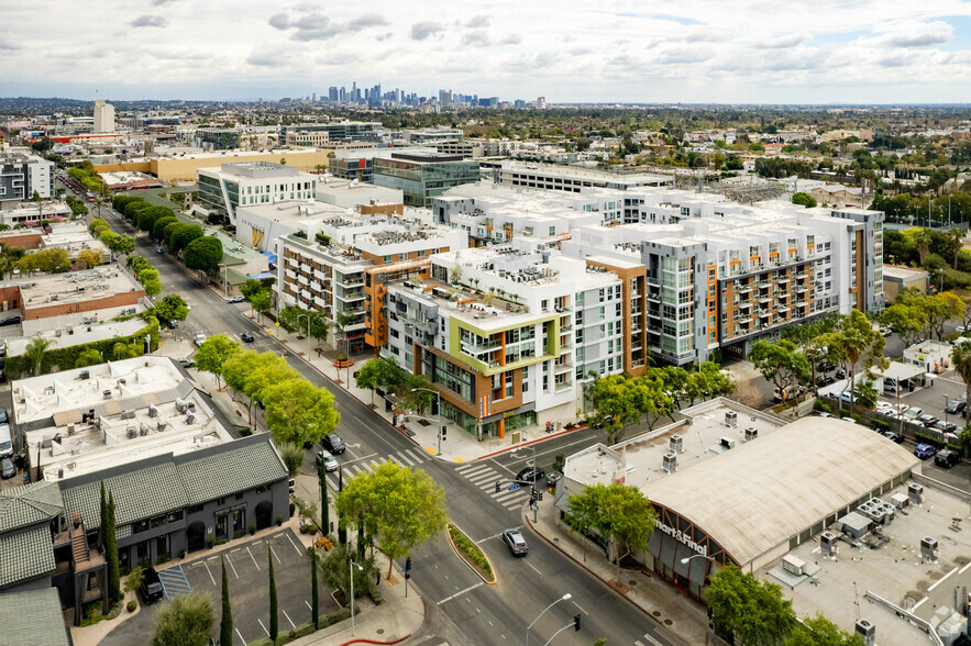 7302 Santa Monica Blvd, West Hollywood, CA for lease - Aerial - Image 3 of 82