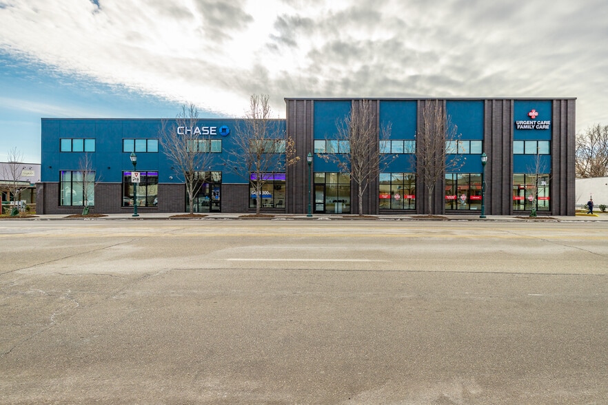 306 Cherokee Blvd, Chattanooga, TN for sale - Building Photo - Image 2 of 13