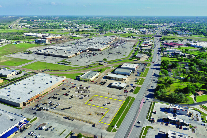 8502 N Navarro St, Victoria, TX for sale - Building Photo - Image 3 of 5