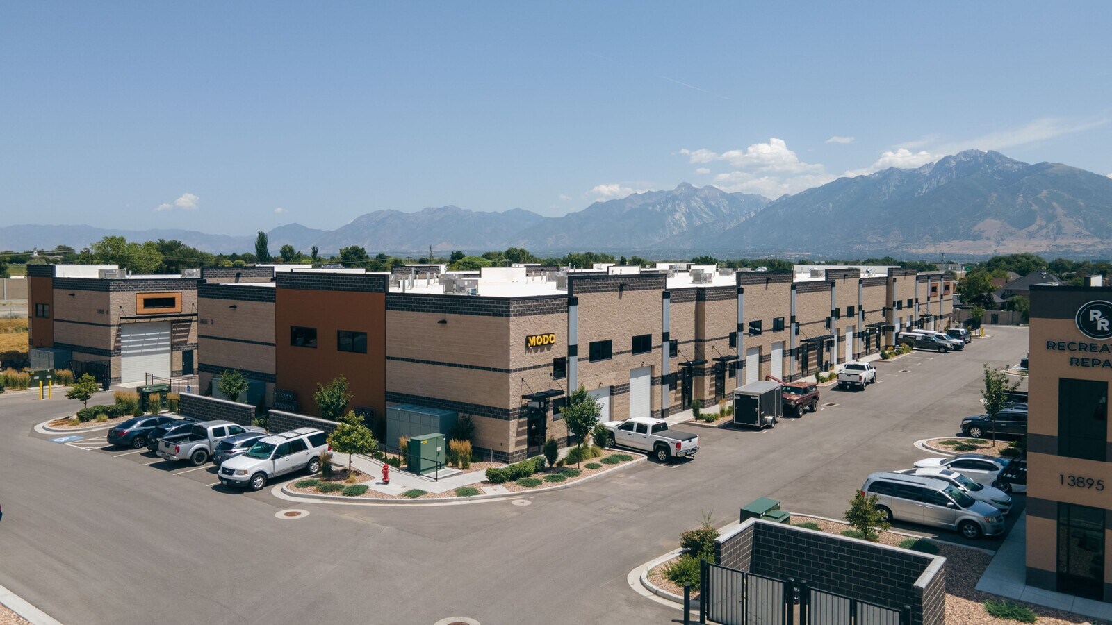 13865 S 2700 W, Bluffdale, UT 84065 Bluffdale Flex Investment Condo