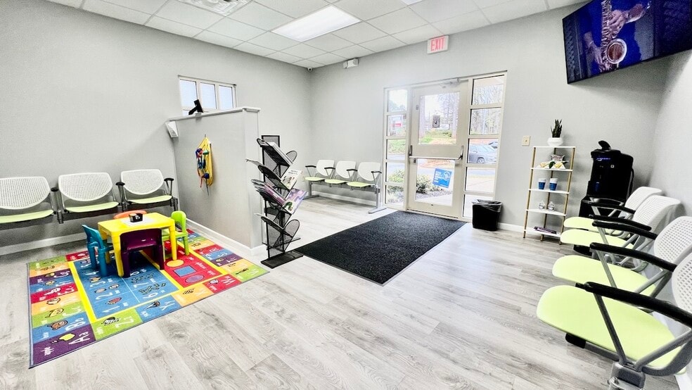 4775 Jimmy Carter Blvd, Norcross, GA for lease - Building Photo - Image 3 of 23