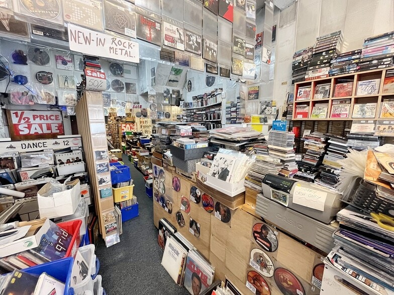 4 Mackintosh Pl, Cardiff for sale - Interior Photo - Image 3 of 8