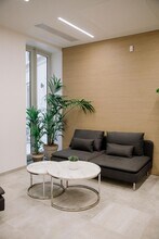 Coworking Space in Paris for lease Interior Photo- Image 2 of 8