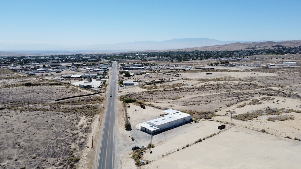 1537 Kern St, Taft, CA for sale - Building Photo - Image 3 of 19