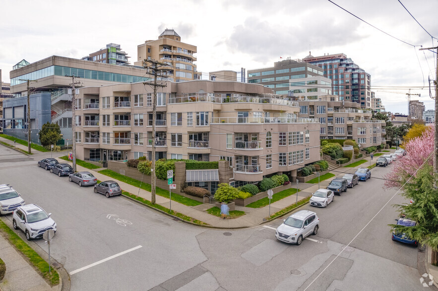 1204-1236 W 8th Ave, Vancouver, BC for lease - Building Photo - Image 3 of 4