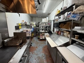 14201-14249 Inglewood Ave, Hawthorne, CA for lease Interior Photo- Image 2 of 8