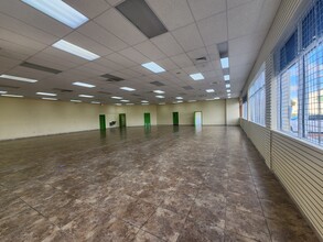 503-523 Ridge Rd, Lantana, FL for lease Interior Photo- Image 1 of 2