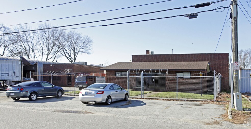 223229 Southgate Ave, Virginia Beach, VA 23462