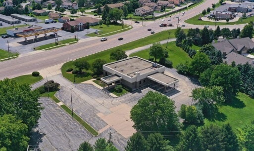 1425 Dekalb Ave, Sycamore, IL for lease - Building Photo - Image 2 of 2