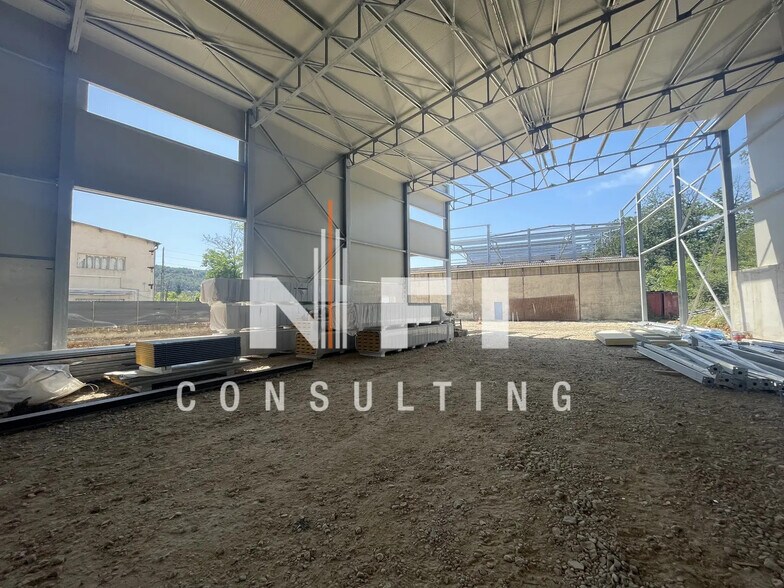 Flex in Mougins for lease - Construction Photo - Image 1 of 4