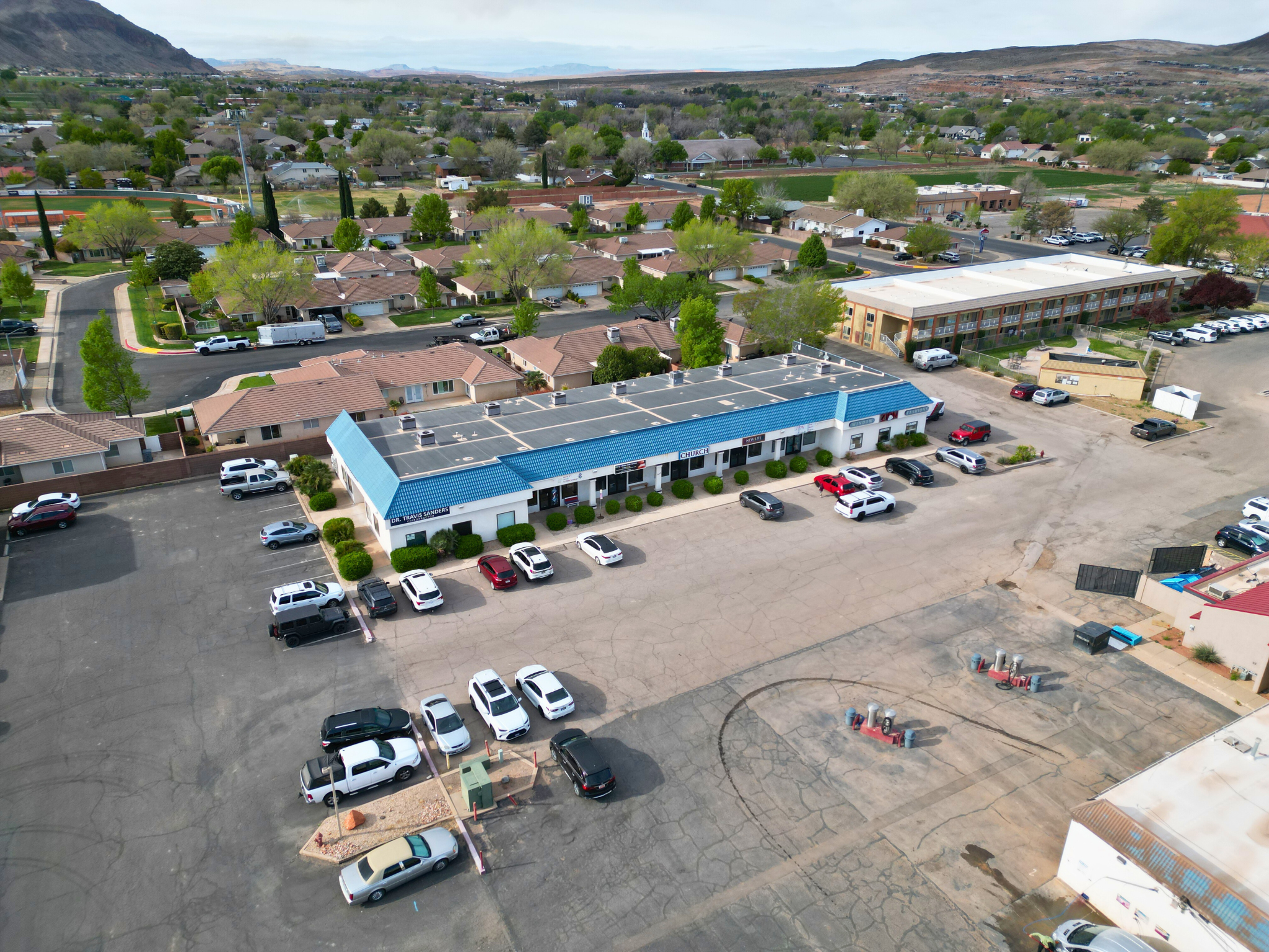 545 W State St, Hurricane, UT for lease Building Photo- Image 1 of 22