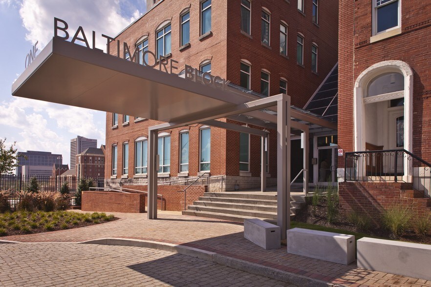 1 Baltimore Pl NW, Atlanta, GA for lease - Building Photo - Image 2 of 9