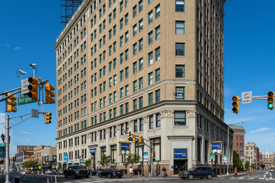 35 Journal Sq, Jersey City, NJ for lease - Building Photo - Image 1 of 19