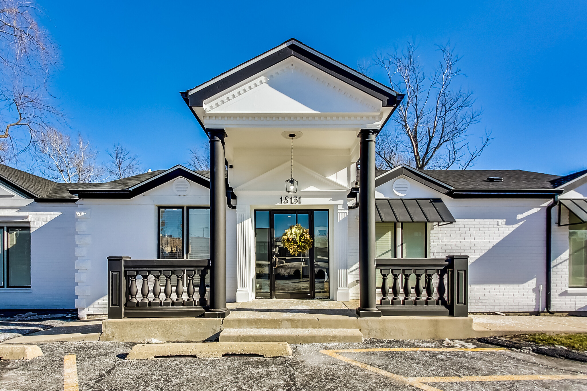 1S131 Summit Ave, Oakbrook Terrace, IL for sale Building Photo- Image 1 of 1