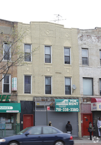 1327 Flatbush Ave, Brooklyn, NY for sale - Primary Photo - Image 1 of 1