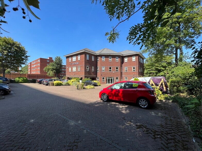 Sutton Park Rd, Sutton, SM1 2AE