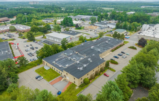 7 Stuart Rd, Chelmsford, MA for lease - Building Photo - Image 2 of 8