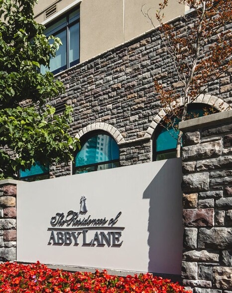 Abby Lane Health Centre portfolio of 17 properties for sale on LoopNet.com - Building Photo - Image 2 of 6