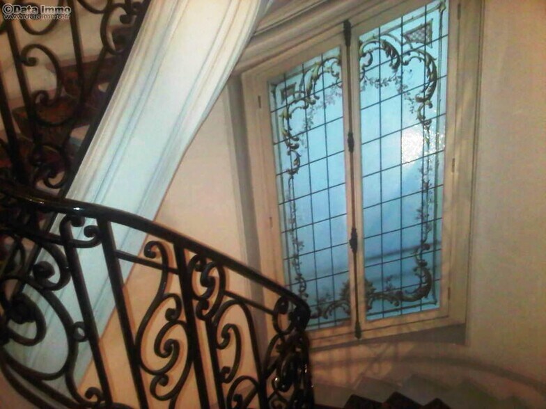 99 Rue De Courcelles, Paris for lease - Building Photo - Image 3 of 9