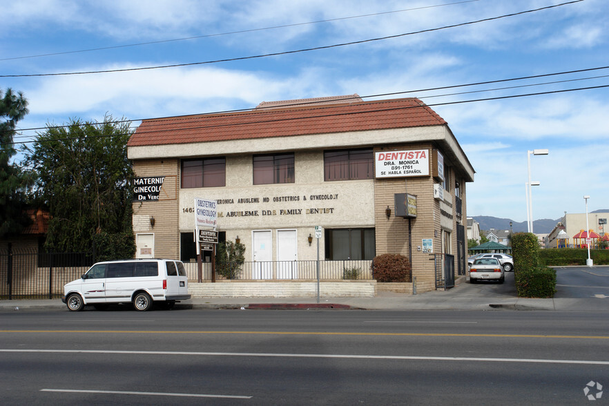 14621 Nordhoff St, Panorama City, CA for lease - Primary Photo - Image 1 of 2