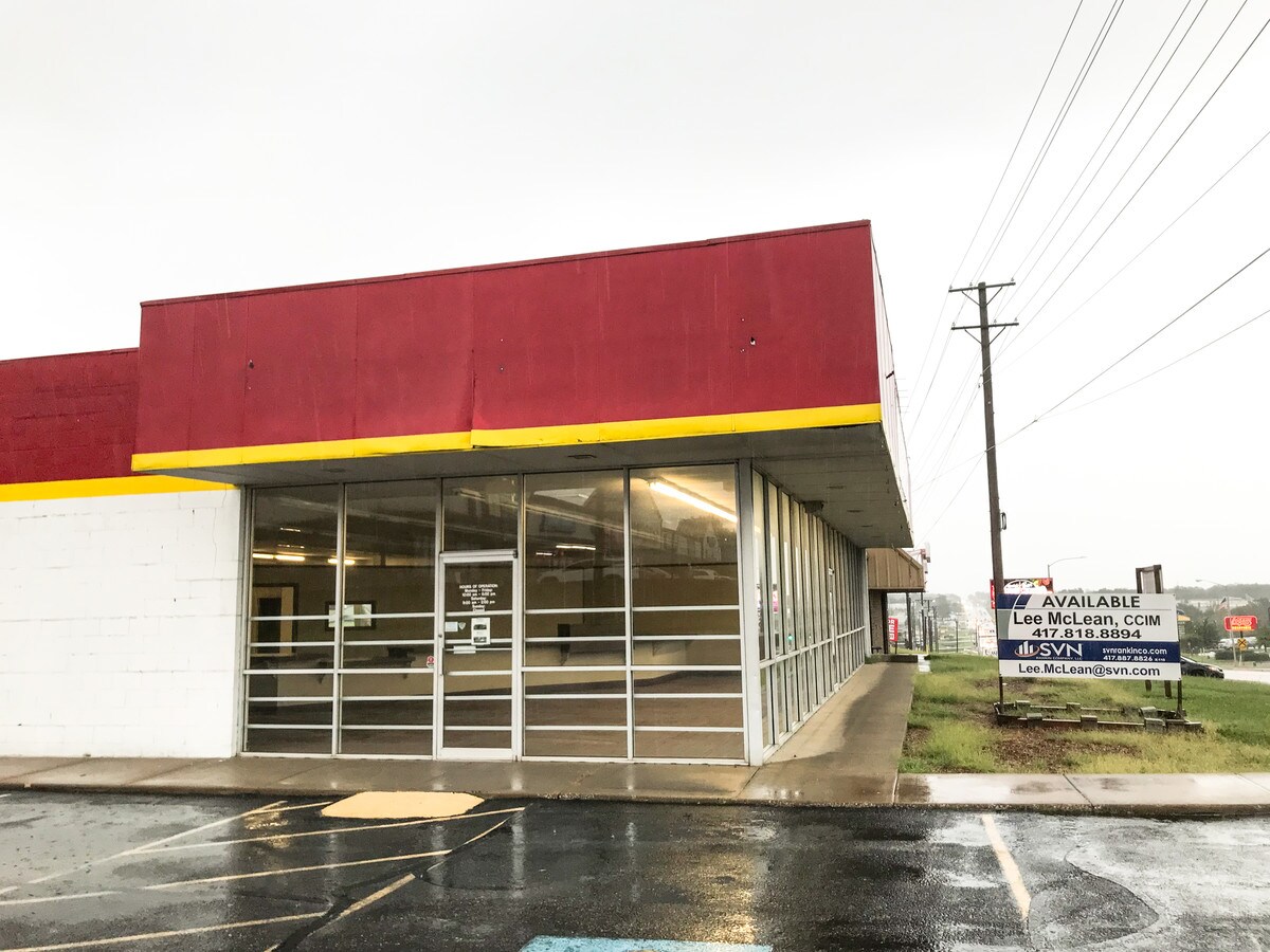 108 N Range Line Rd, Joplin, MO 64801