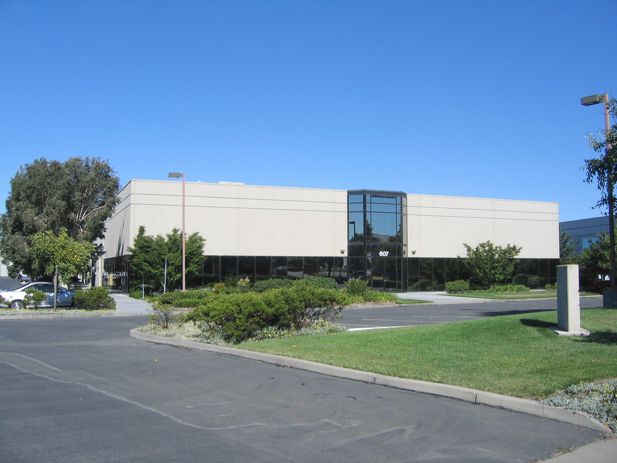 607 Airpark Rd, Napa, CA for lease Building Photo- Image 1 of 5