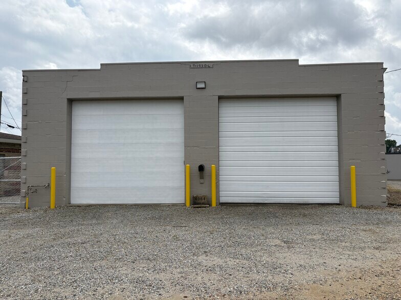 4964 Yukon St NW, Canton, OH for lease - Building Photo - Image 3 of 16