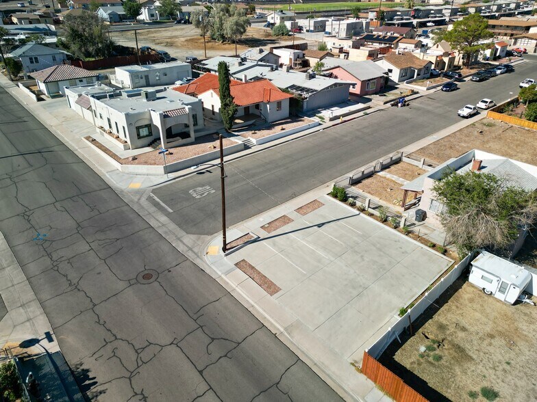 128 E Fredricks St, Barstow, CA for sale - Building Photo - Image 3 of 8