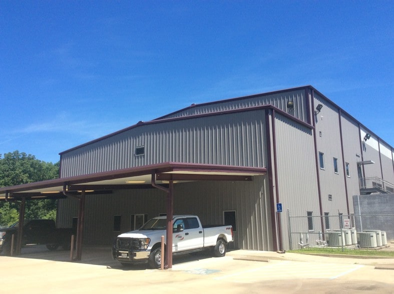 5620 N Industry Rd, Shreveport, LA for sale - Building Photo - Image 1 of 1