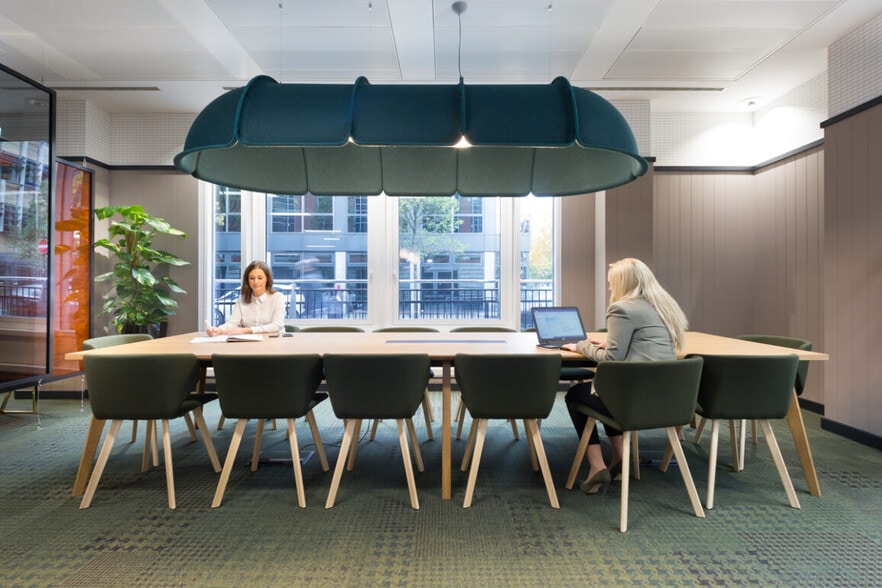 120 New Cavendish St, London for lease - Interior Photo - Image 2 of 6