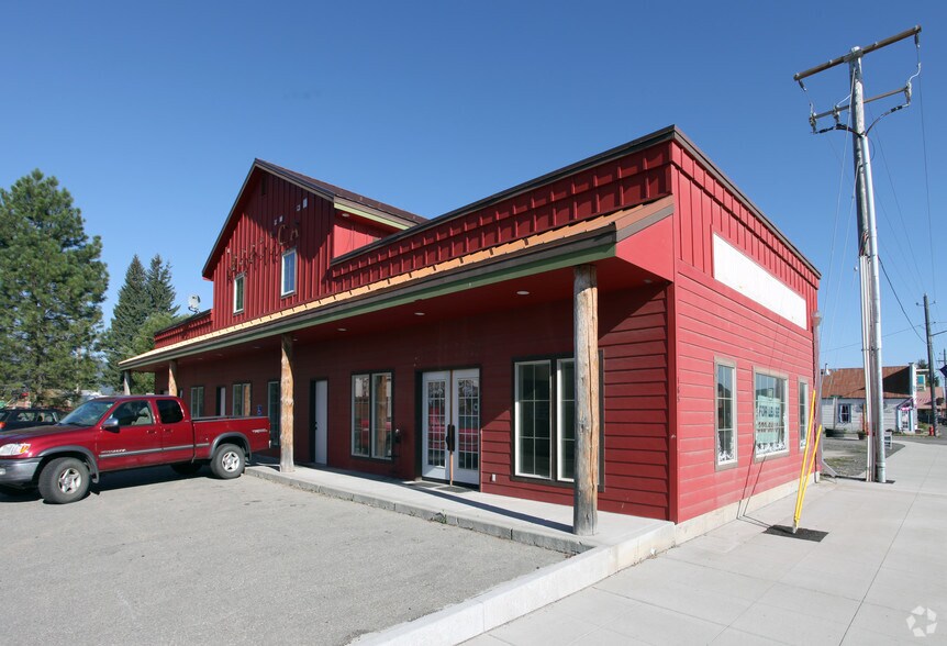 165 N Main St, Donnelly, ID for sale - Primary Photo - Image 1 of 1