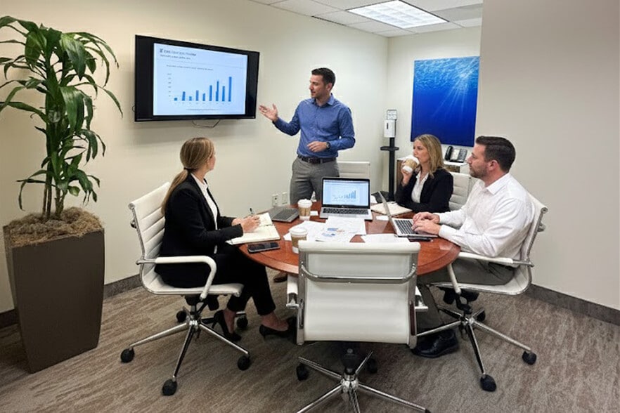 100 Wilshire Blvd, Santa Monica, CA for lease - Interior Photo - Image 3 of 16