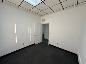 370 Neff Ave, Harrisonburg, VA for lease Interior Photo- Image 1 of 4