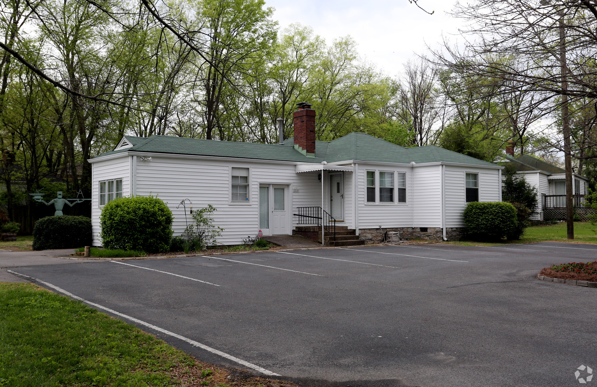 2814 Dogwood Pl, Nashville, TN for sale Primary Photo- Image 1 of 1