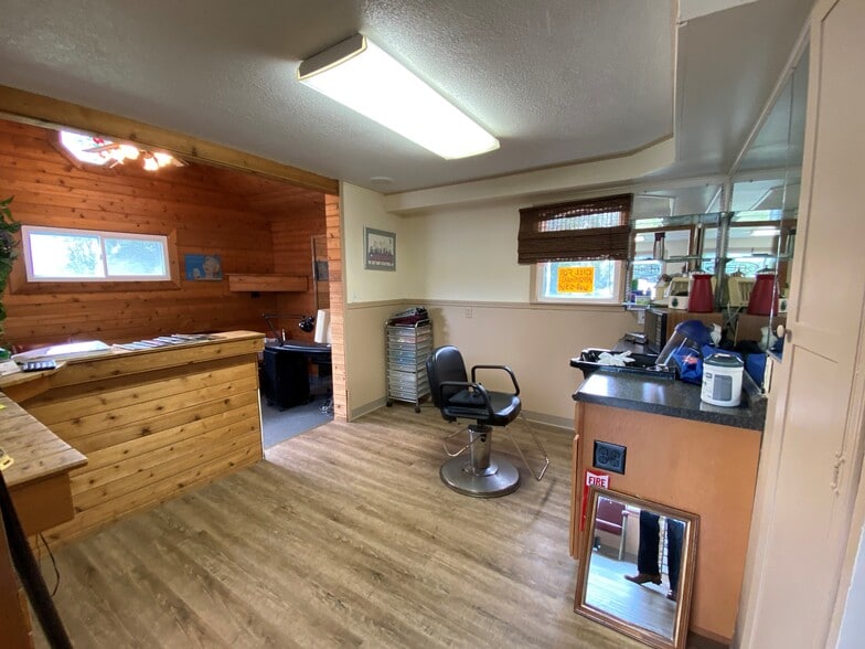 2404 Union Rd, Cheektowaga, NY for sale - Building Photo - Image 2 of 19