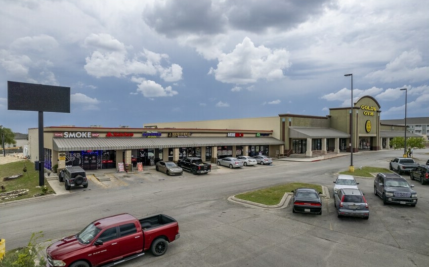 7654 FM 78, San Antonio, TX for lease - Primary Photo - Image 1 of 6