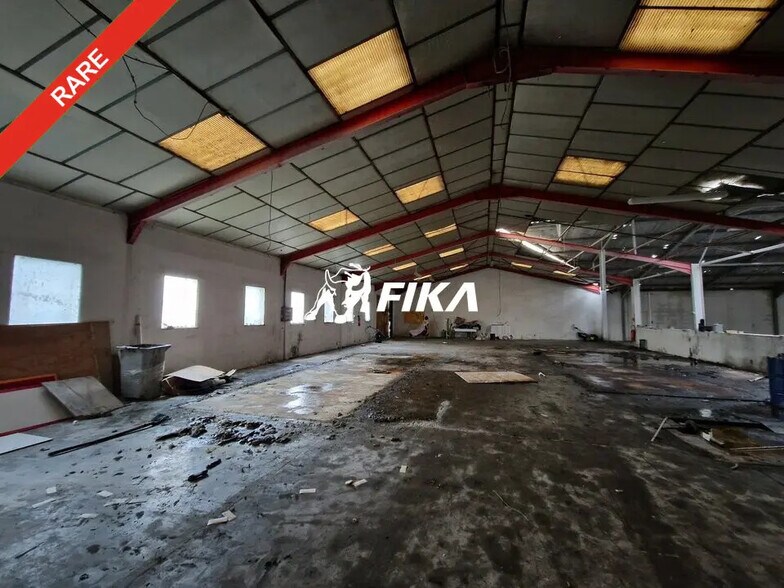 Flex in Tournefeuille for sale - Interior Photo - Image 1 of 8