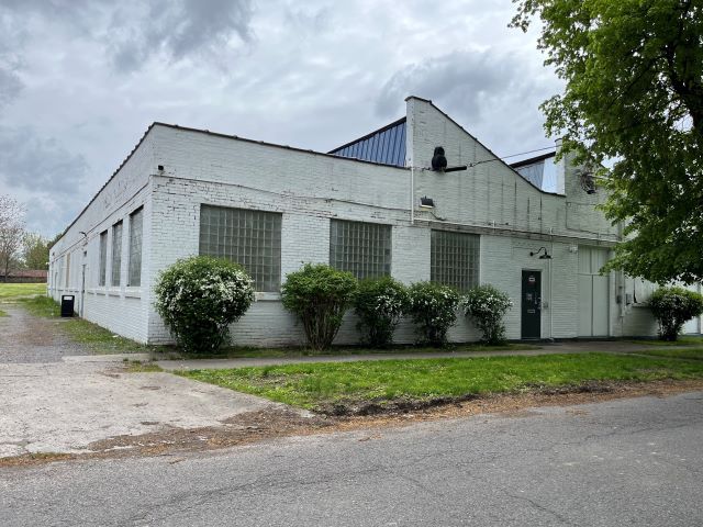 501 Cornwall Ave, Buffalo, NY for lease - Building Photo - Image 1 of 3