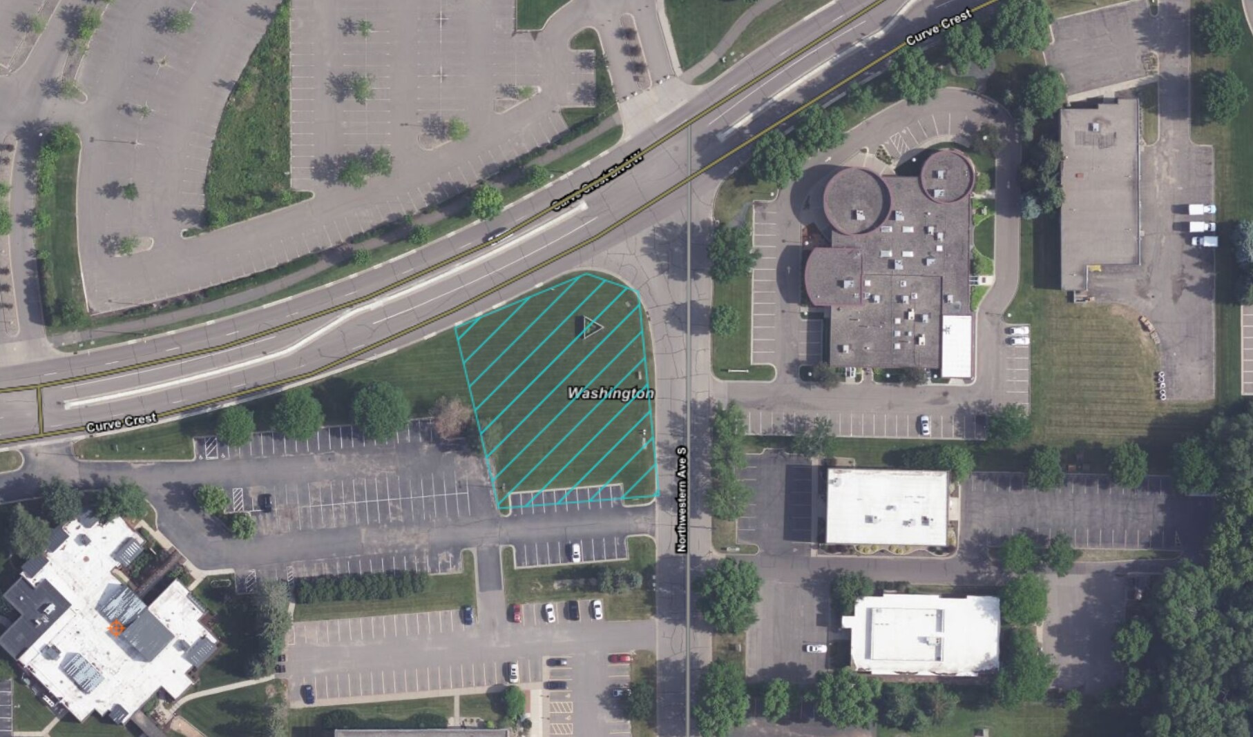 1701 Curve Crest Blvd W, Stillwater, MN for sale Primary Photo- Image 1 of 1