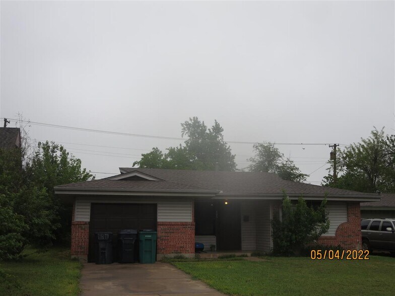 405 NW 85th St, Oklahoma City, OK for sale - Primary Photo - Image 1 of 1