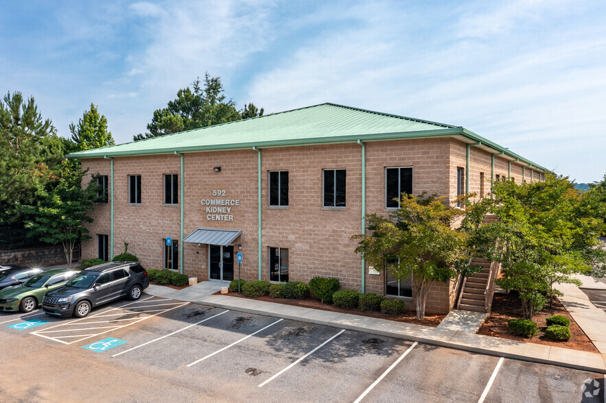 592 Ridgeway Rd, Commerce, GA for lease - Building Photo - Image 1 of 18