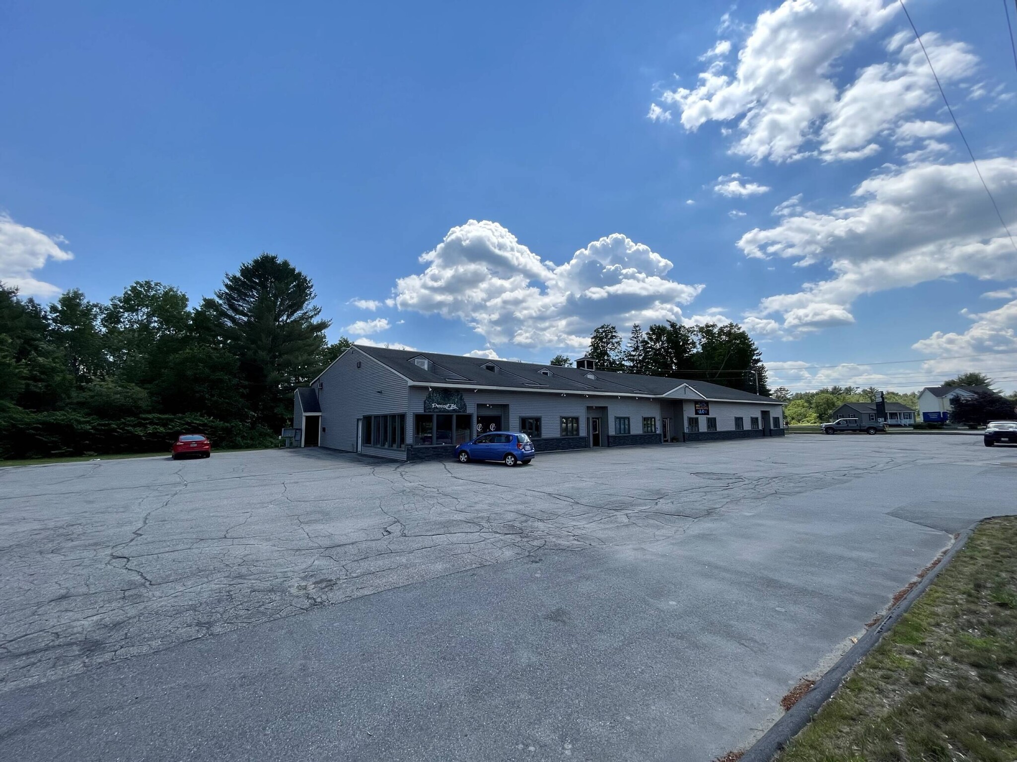 11 Mechanic Falls Rd, Oxford, ME for lease Building Photo- Image 1 of 8