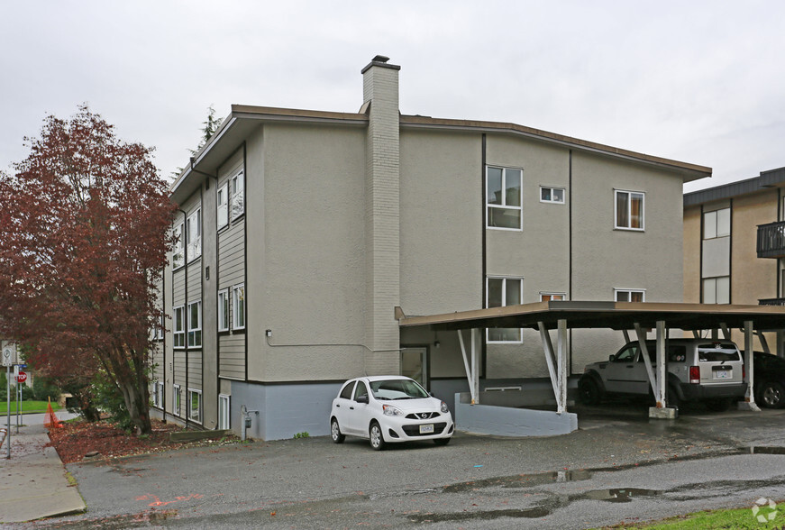 323 Seventh St, New Westminster, BC for sale - Building Photo - Image 3 of 6