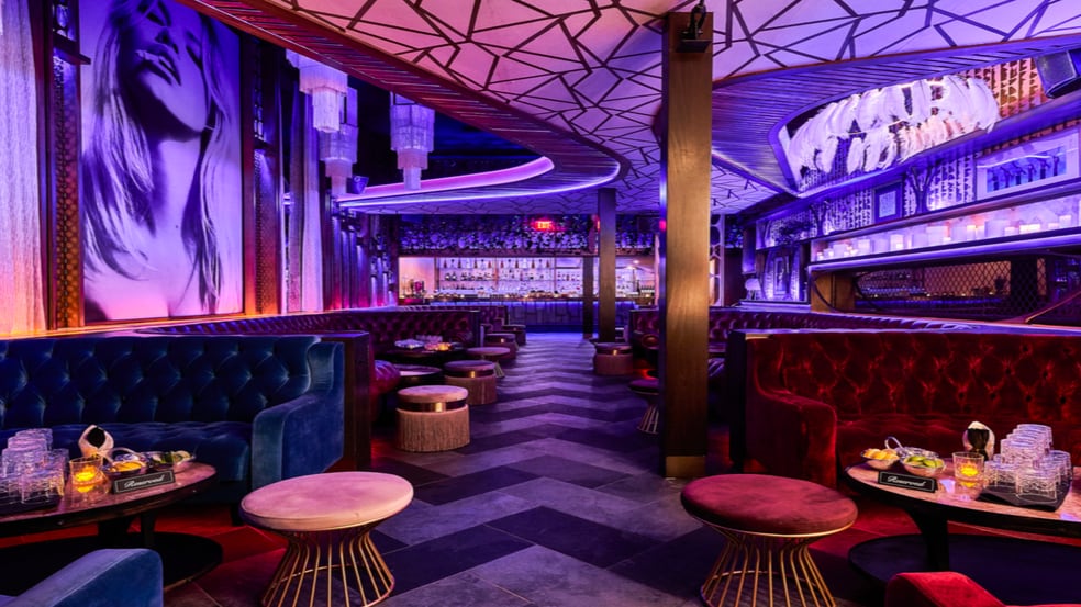 8029 W Sunset Blvd, Los Angeles, CA for lease - Building Photo - Image 2 of 2