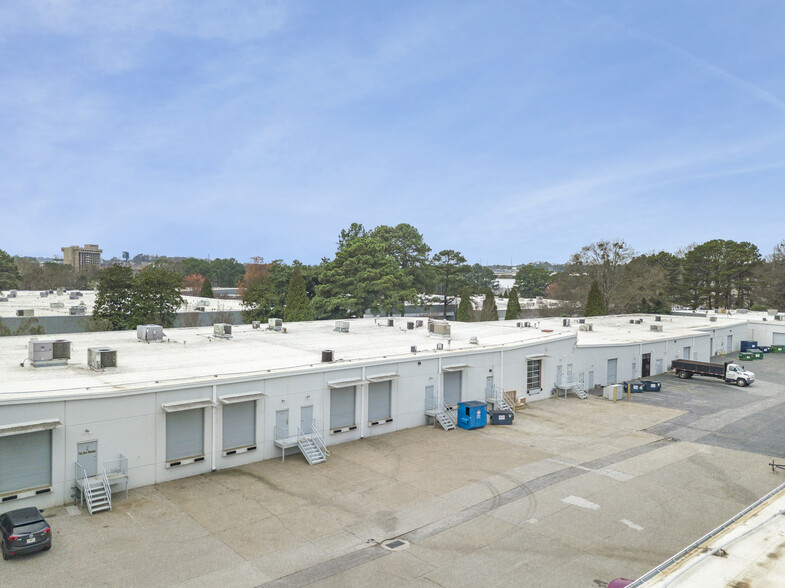 120 Interstate N Pky E SE, Atlanta, GA for lease - Building Photo - Image 2 of 2