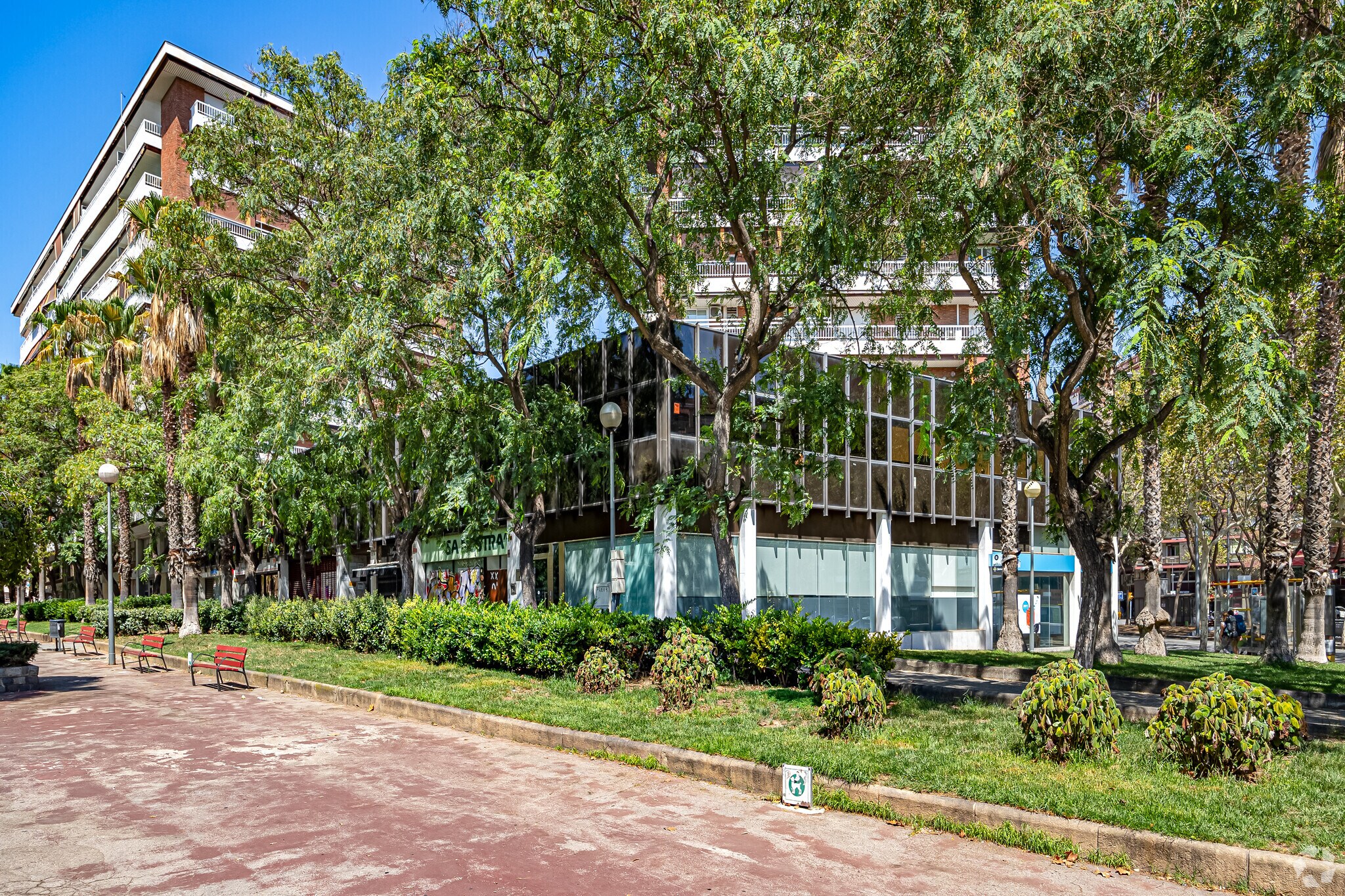 Office in Barcelona, Barcelona for sale Primary Photo- Image 1 of 5